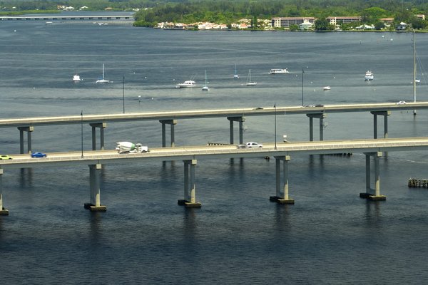 Quelles astuces pour choisir des colliers en pierres naturelles pour des rendez-vous professionnels ?