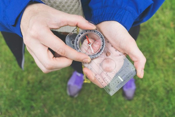 Comment utiliser l'art-thérapie pour explorer la créativité et l'expression émotionnelle chez les femmes?